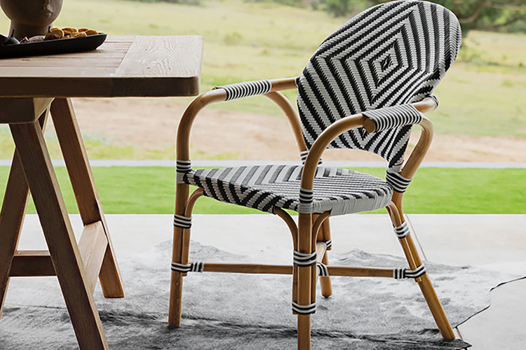 lightweight patio chairs