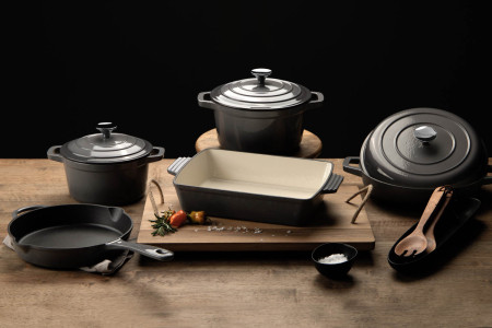 https://www.cielo.co.za/158484-medium_default/nouvelle-cast-iron-grey-8-piece-set-grey.jpg