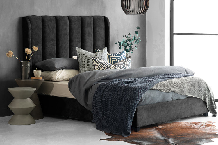 Corina Kylan Bed - King -