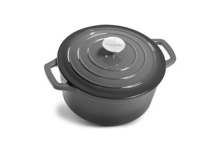 Nouvelle Cast Iron 8 Piece Cookware Set - Matte Black