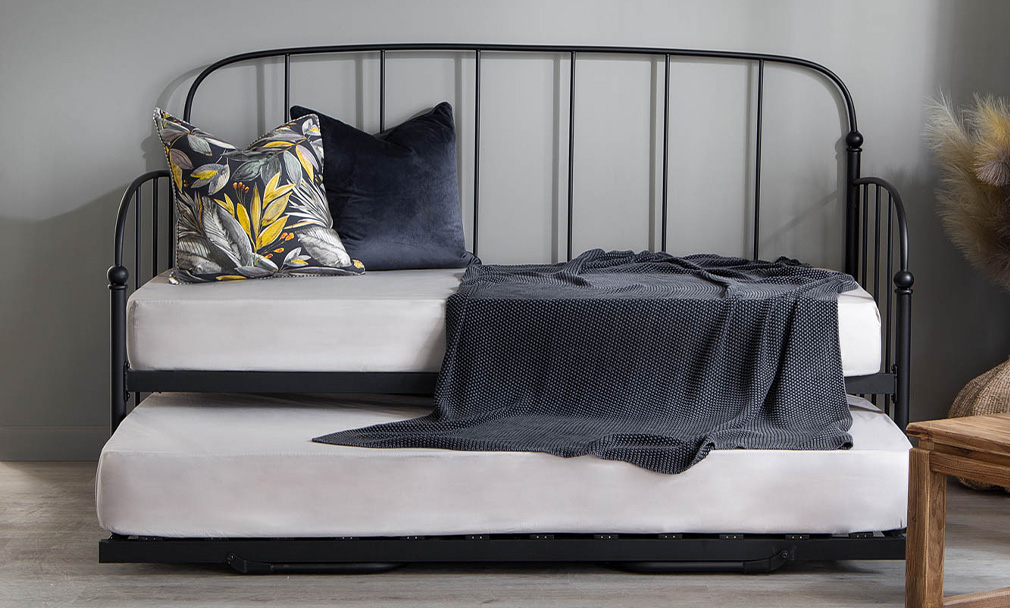 cielo_helena_daybed_black