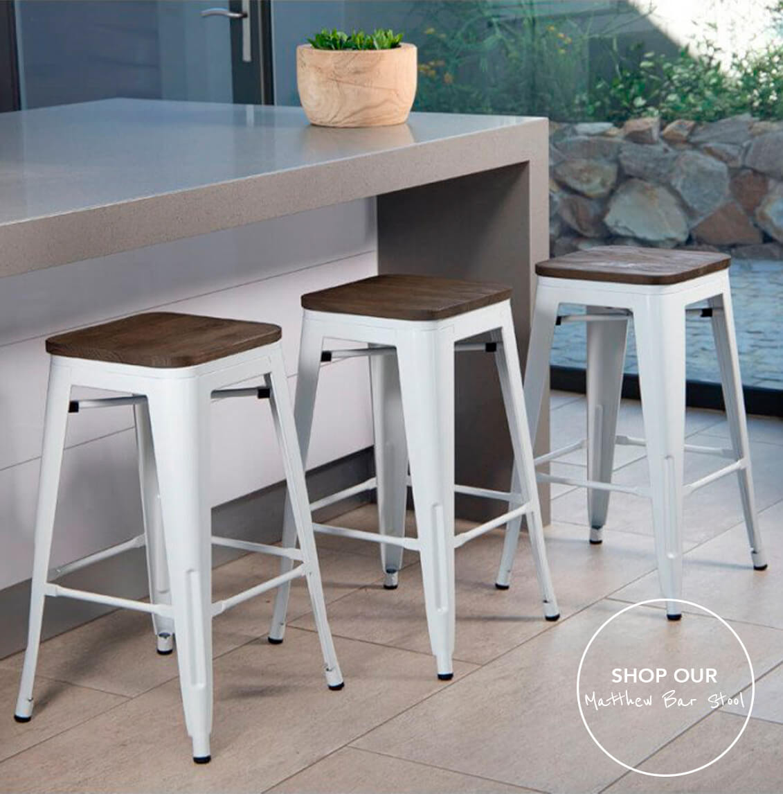 counter top with stools